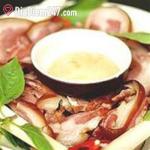 Thịt Ch&oacute; B&ecirc;n S&ocirc;ng