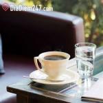 B&eacute; Hồng Cafe