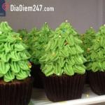 Baked With Love - Tiệm B&aacute;nh Online